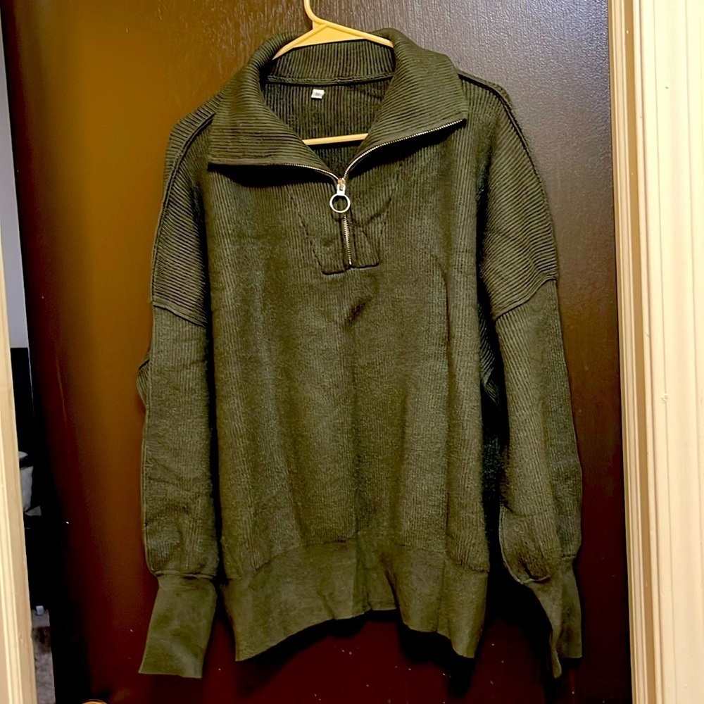 Forrest Green Sweater Pull Over With Silver Hardware & O- ring On Zipper